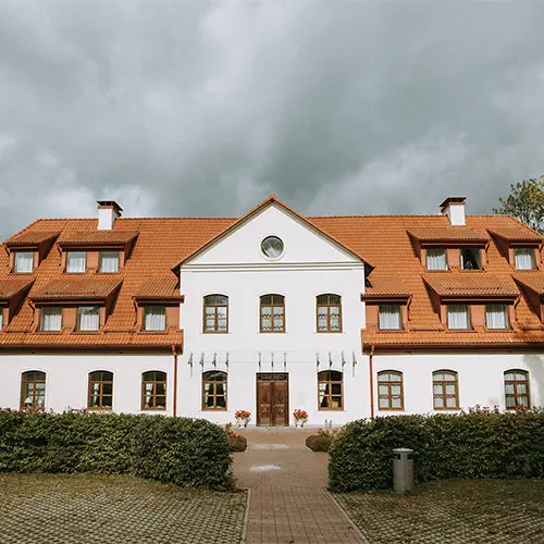 KALNMUIŽAS PILS
