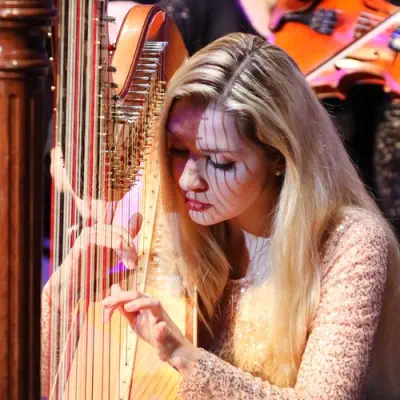 Elizabeta Lāce | Arfiste