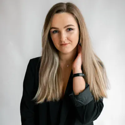 Laura Bāka