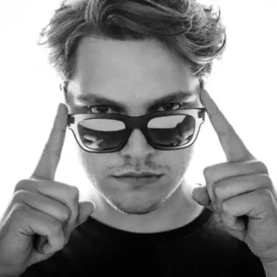 RAIMONDS BIRKENFELDS | FOTOGRĀFS