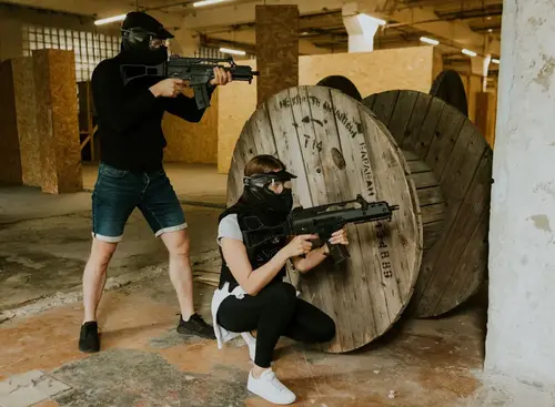 /profiles_advertise/GunsnLasers
