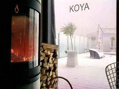 ZIEMAS VAKARS PIE UGUNS. KURP DOTIES?