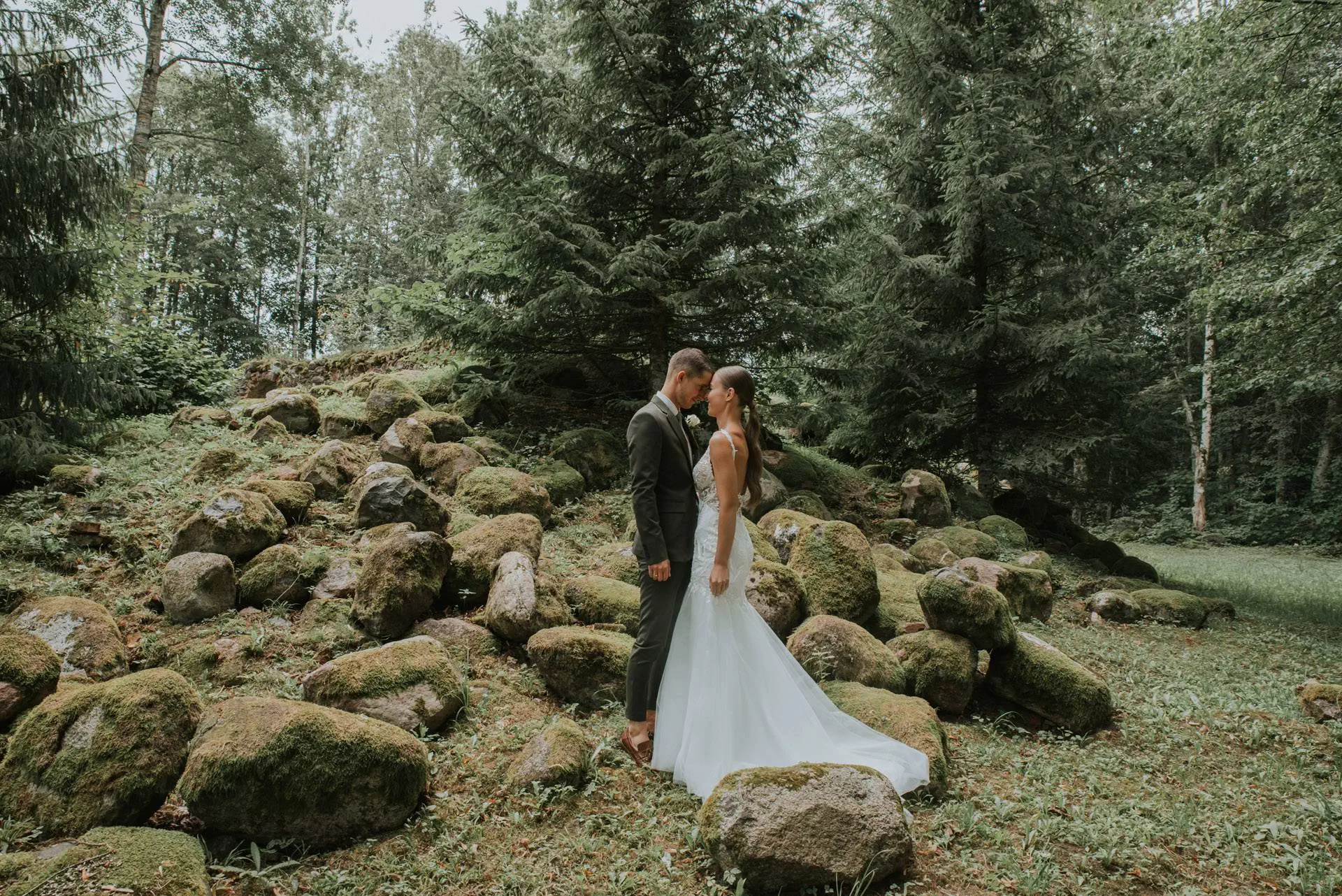 ANNA & PĒTERIS