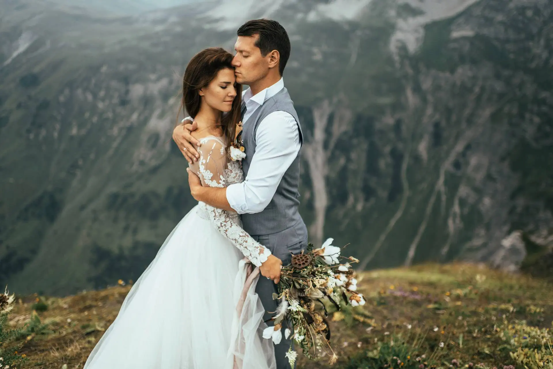 ELĪNA & EDGARS
