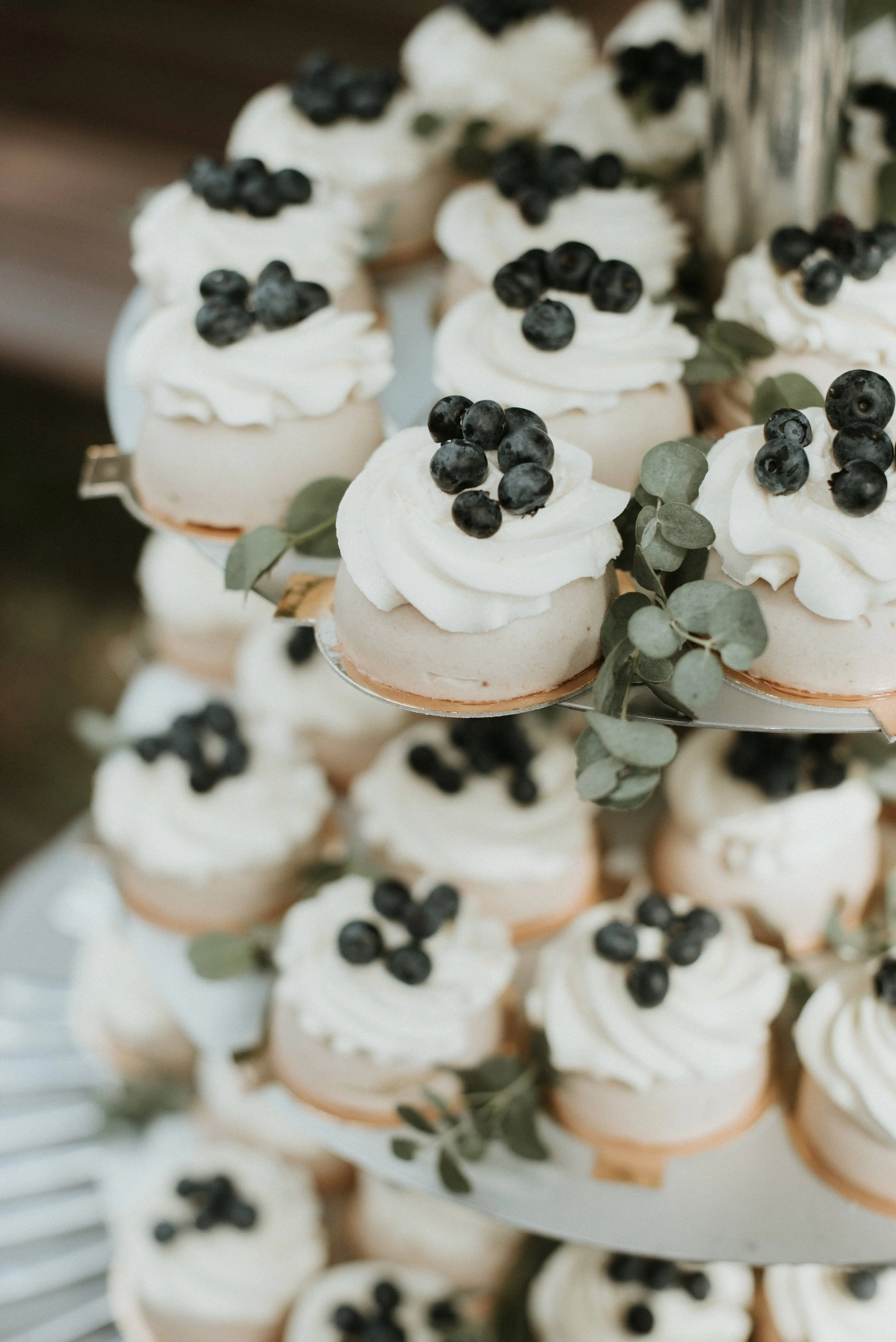 kāzu tortes un kāzu kūkas idejas fika konditoreja