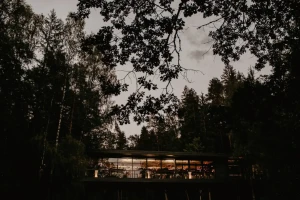 Tilta māja